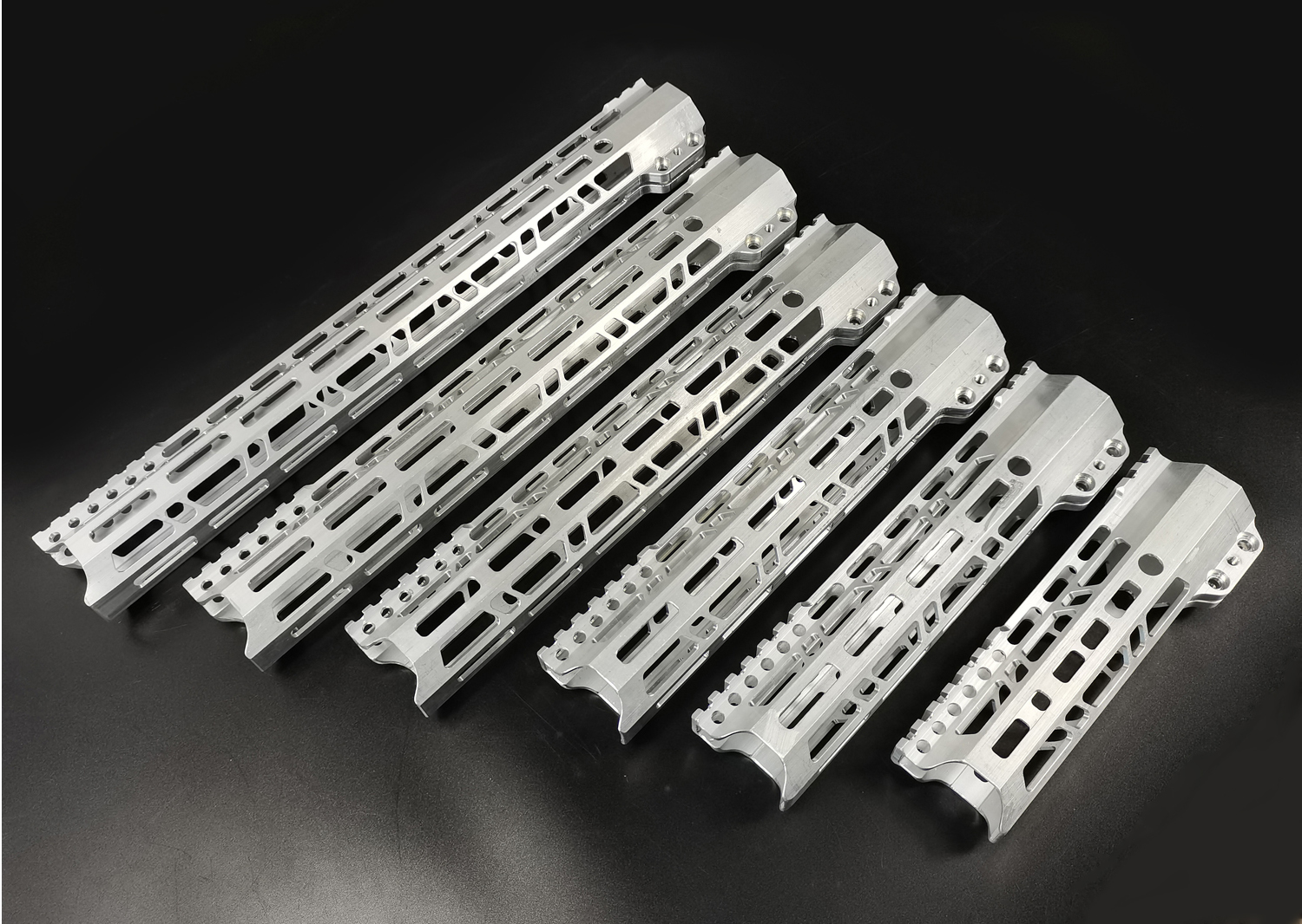 7/9/10/12//13.5/15 Inch Clamp Mount Type M-LOK Handguards Edge CNC Chamfering For AR15 Accessories (.223/5.56) Raw aluminum Color MLH-xA