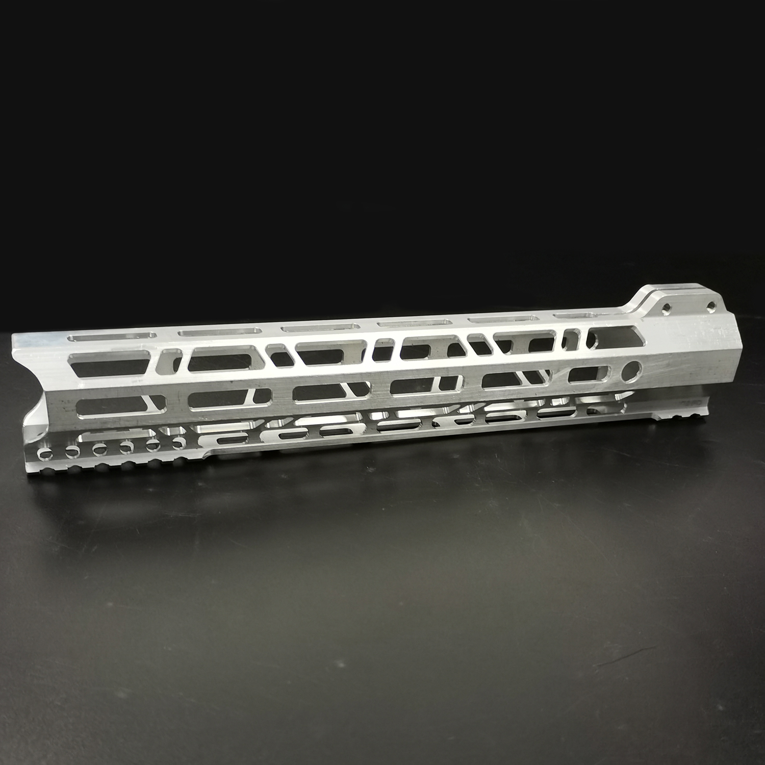 7/9/10/12//13.5/15 Inch Clamp Mount Type M-LOK Handguards Edge CNC Chamfering For AR15 Accessories (.223/5.56) Raw aluminum Color MLH-xA