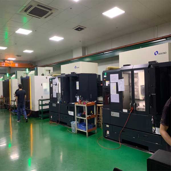 Plastic Injection Mold and Plastic Parts Manufacturer (3).jpg