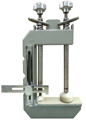 Mitre clamp