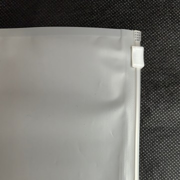 Packaging bag zipper