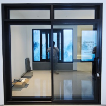 Aluminum doors and windows