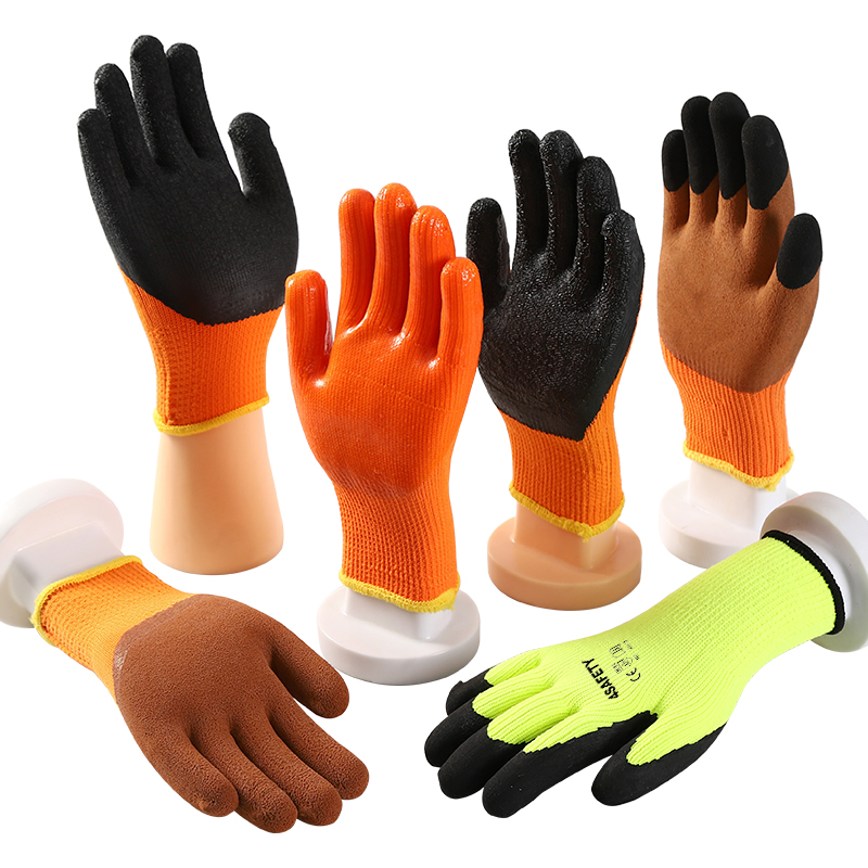 Winter Thermal Latex Foam Coated Warm Gloves With Strong Grip