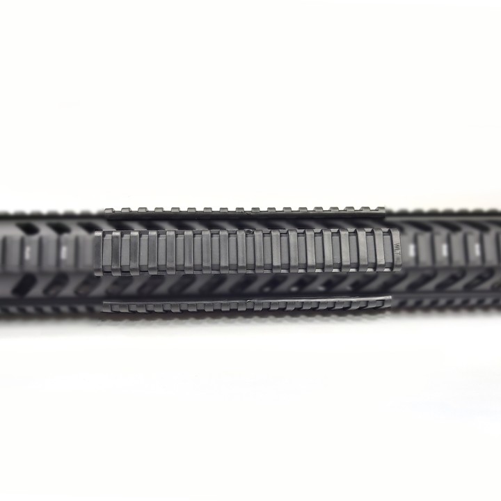 4 pcs / Set Handguard Protector Resistant Picatinny Weaver Ladder Rubble Rail  Cover Black/Tan