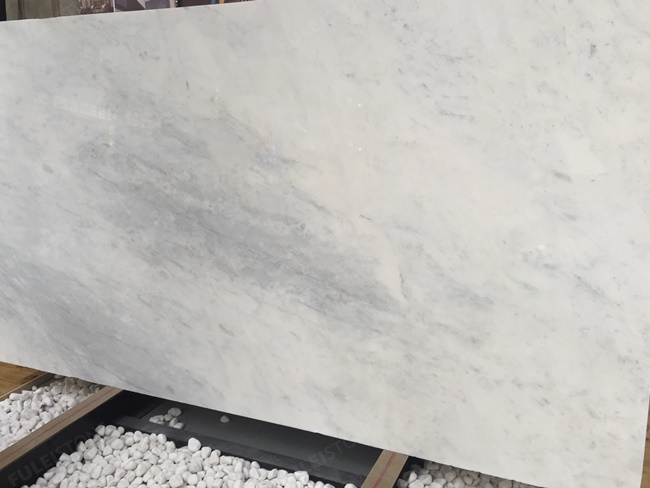 Natural Polished Arctic White Marble Slabs