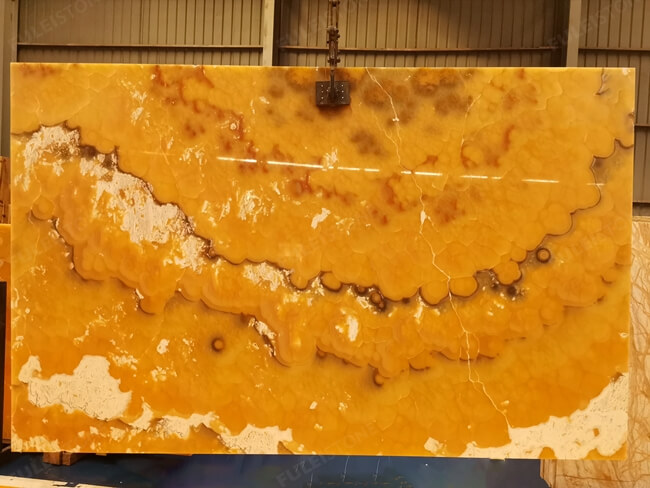 Luxury Bookmatched Yellow Onyx Slabs for Wholesalers