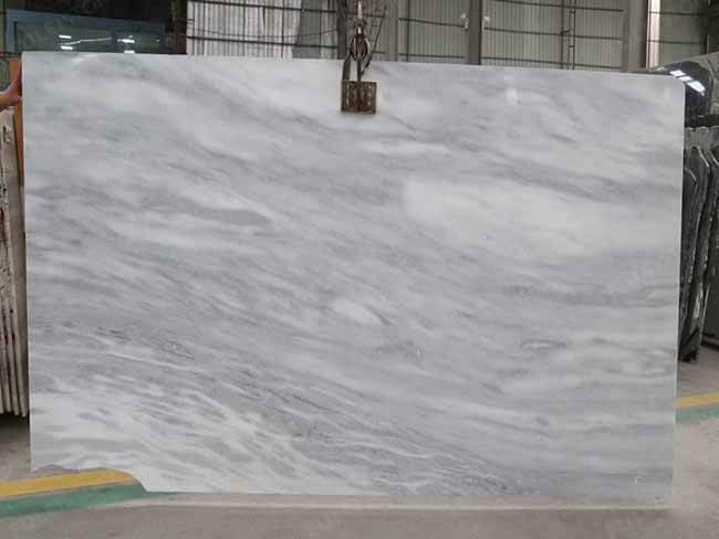 Natural Polished Cloudy White Marble Slab