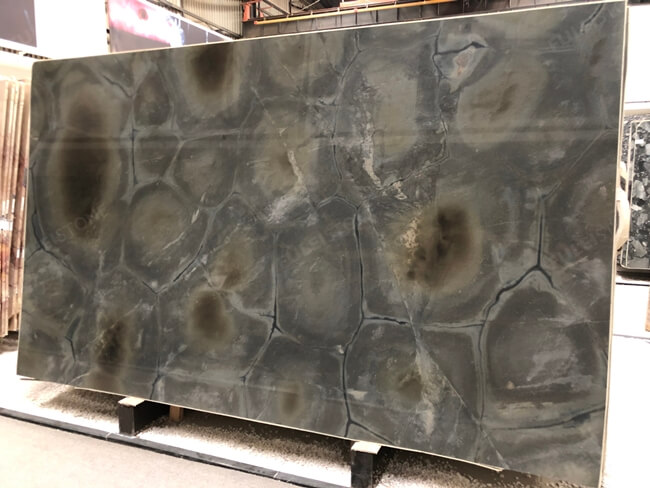 Luxury Polished Verde Tortuga Quartzite Slab