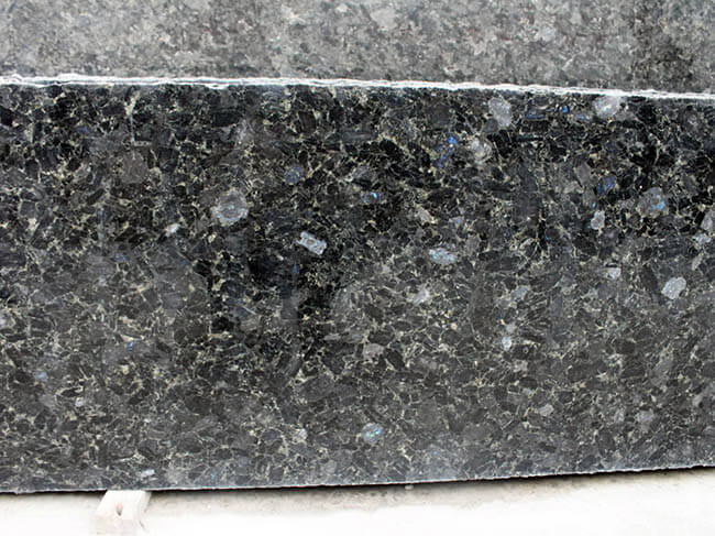 polished volga blue granite slabs (2)