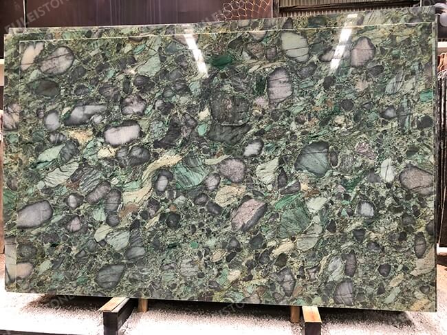 jungle jewel quartzite slabs