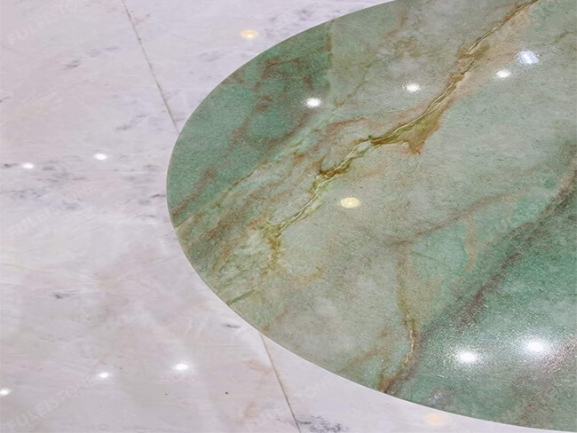 Alexandrita Quartzite Table