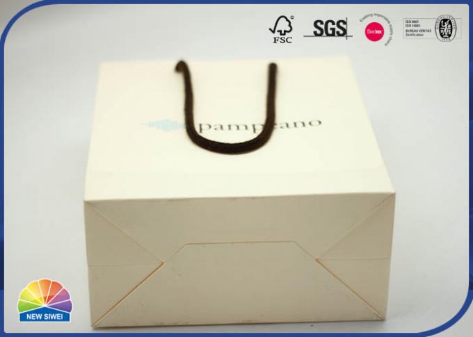 Customized 4C Printed Paper Gift Bag With Handle Eco Friendly 0