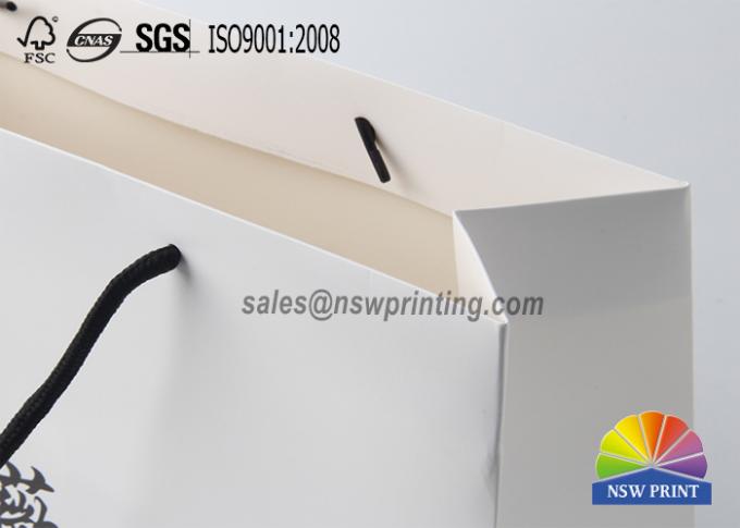 210GSM White Cardboard Custom Paper Shopping Bags For Cloth 1