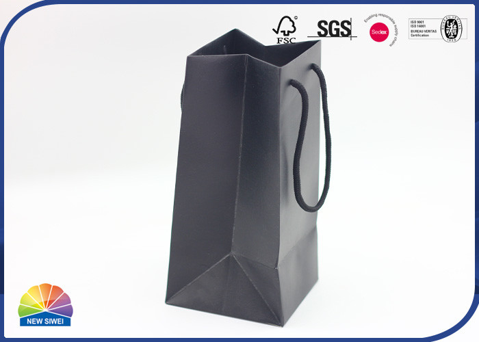 Food Grade Medium Paper Gift Bag Matte Black For Beverage Packaging